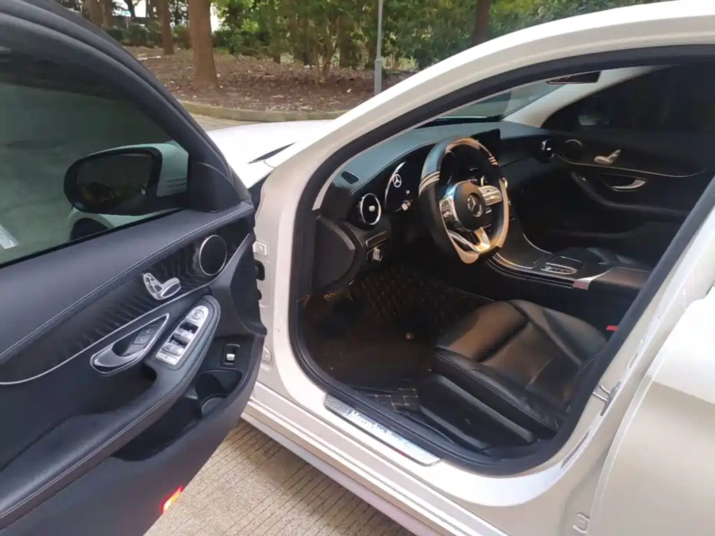 Mercedes-Benz C-Class — миниатюра 16