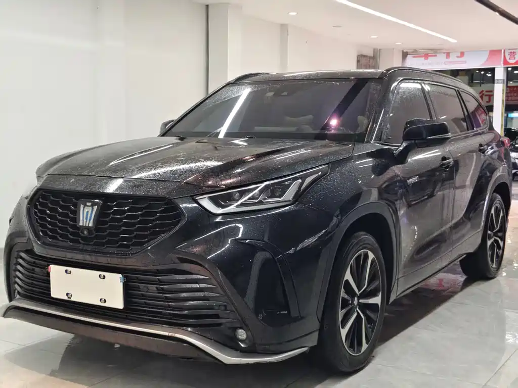 Toyota Crown Kluger