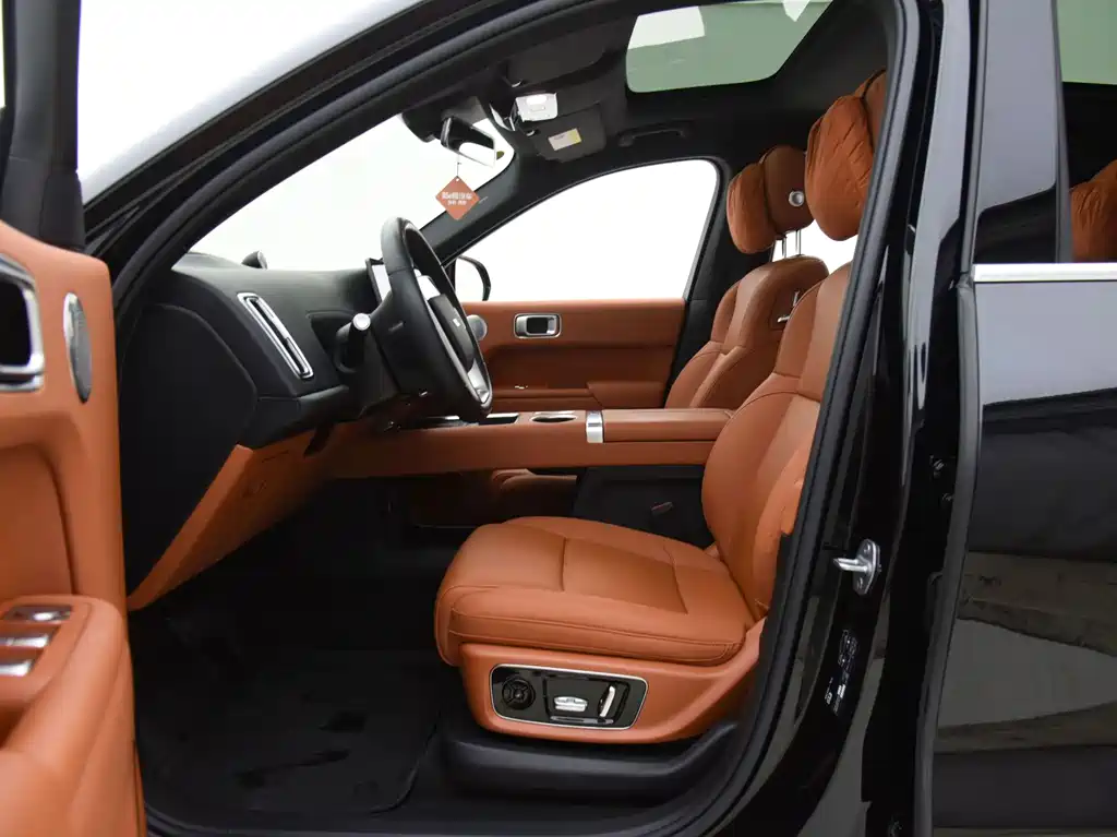Li Auto Li L8 — миниатюра 7
