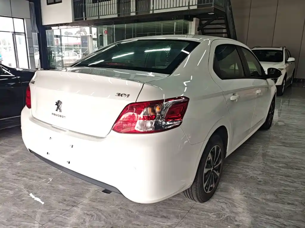 Peugeot 301 — миниатюра 7