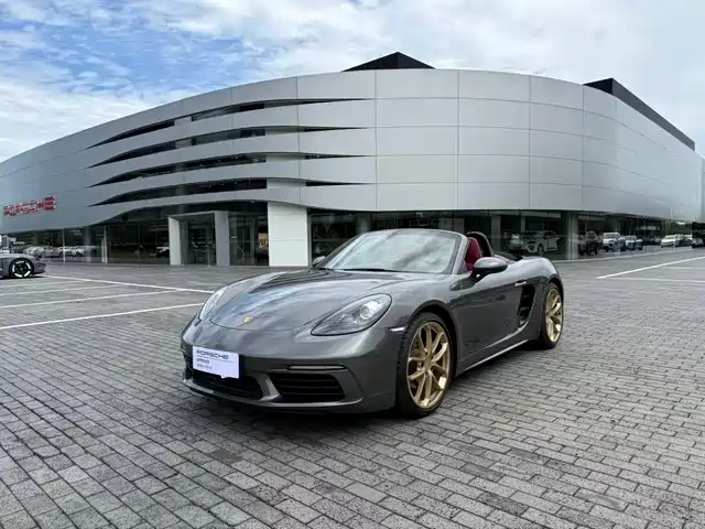 Porsche 718