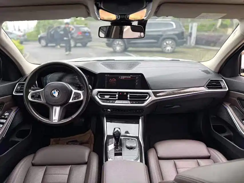 BMW 3 Series — миниатюра 6