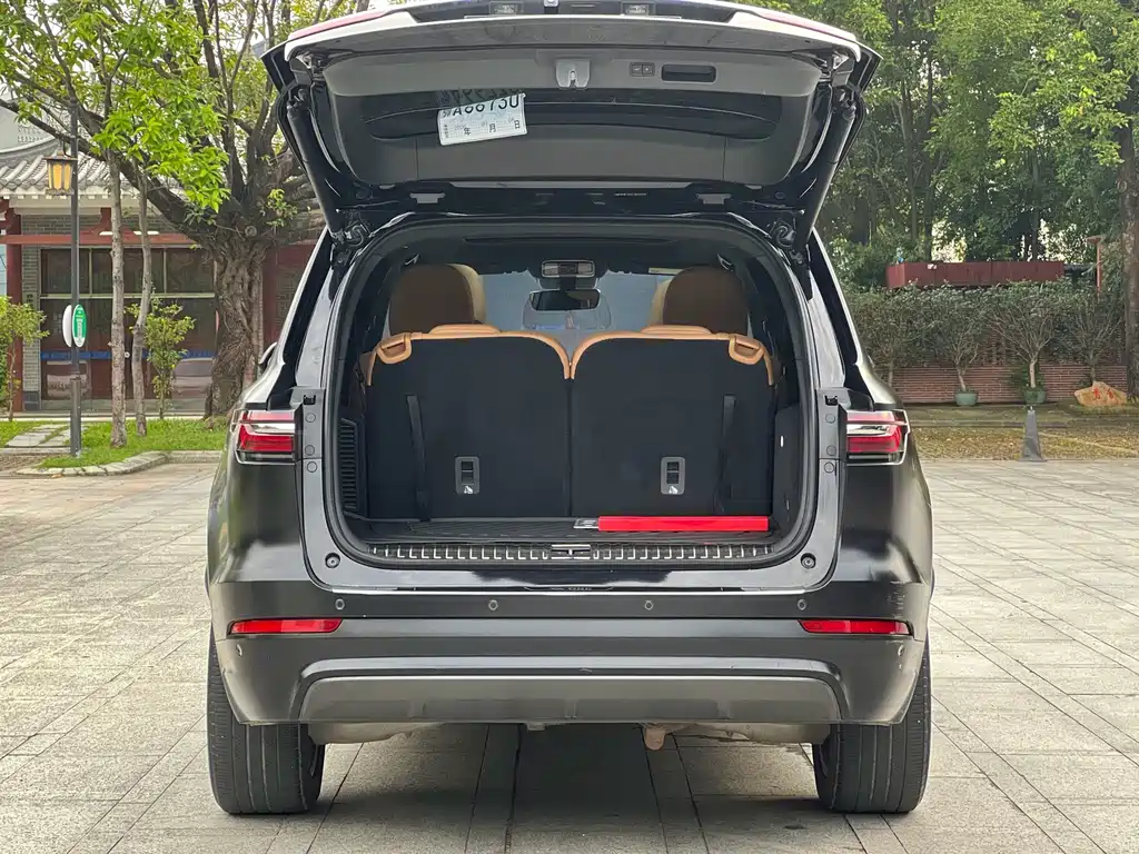 Li Auto Li ONE — миниатюра 35