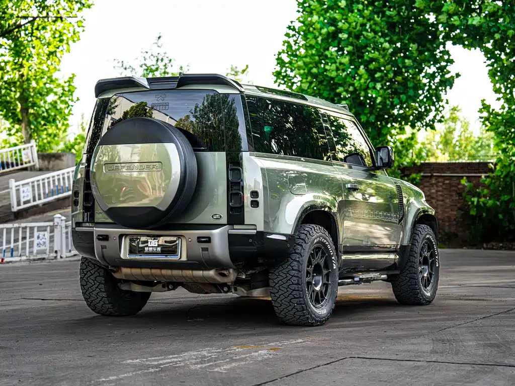Land Rover Land Rover Defender 2021 90 P400