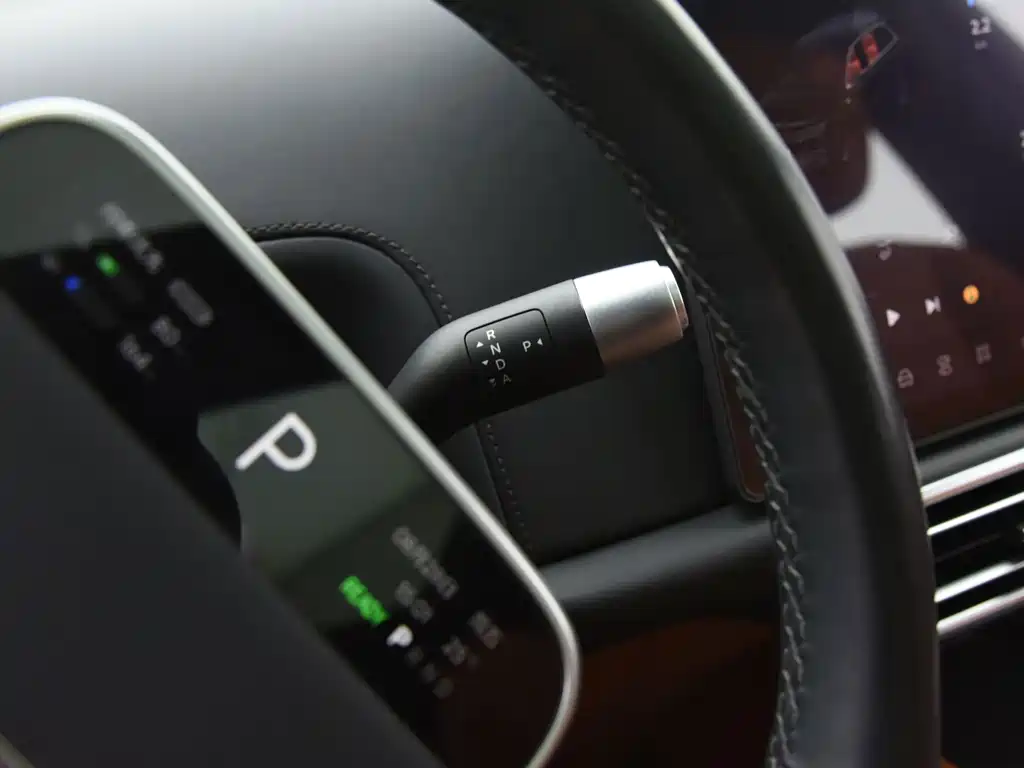 Li Auto Li L8 — миниатюра 5