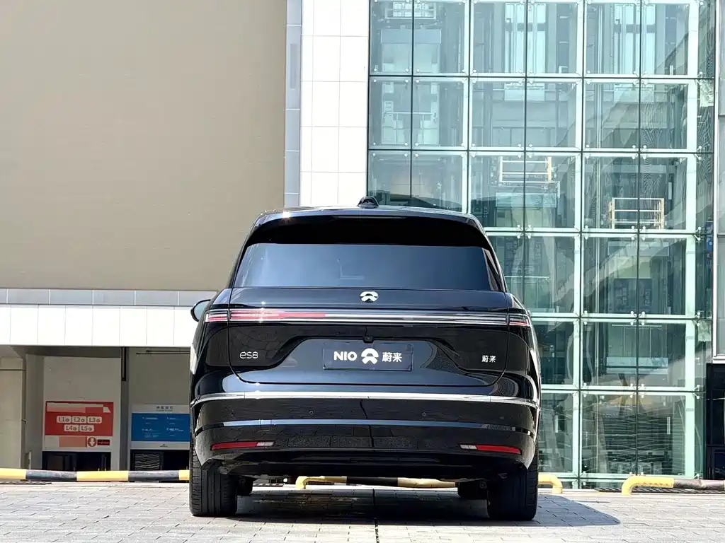 NIO ES8 — миниатюра 8
