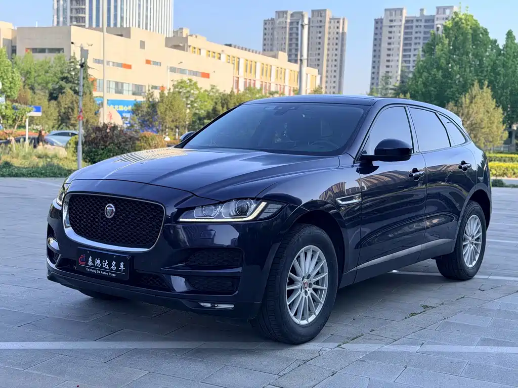 Jaguar F-PACE 2018