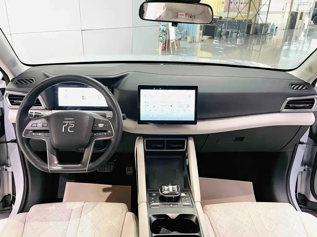 BYD Yuan UP — миниатюра 9