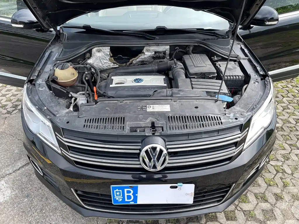 Volkswagen Tiguan — миниатюра 5
