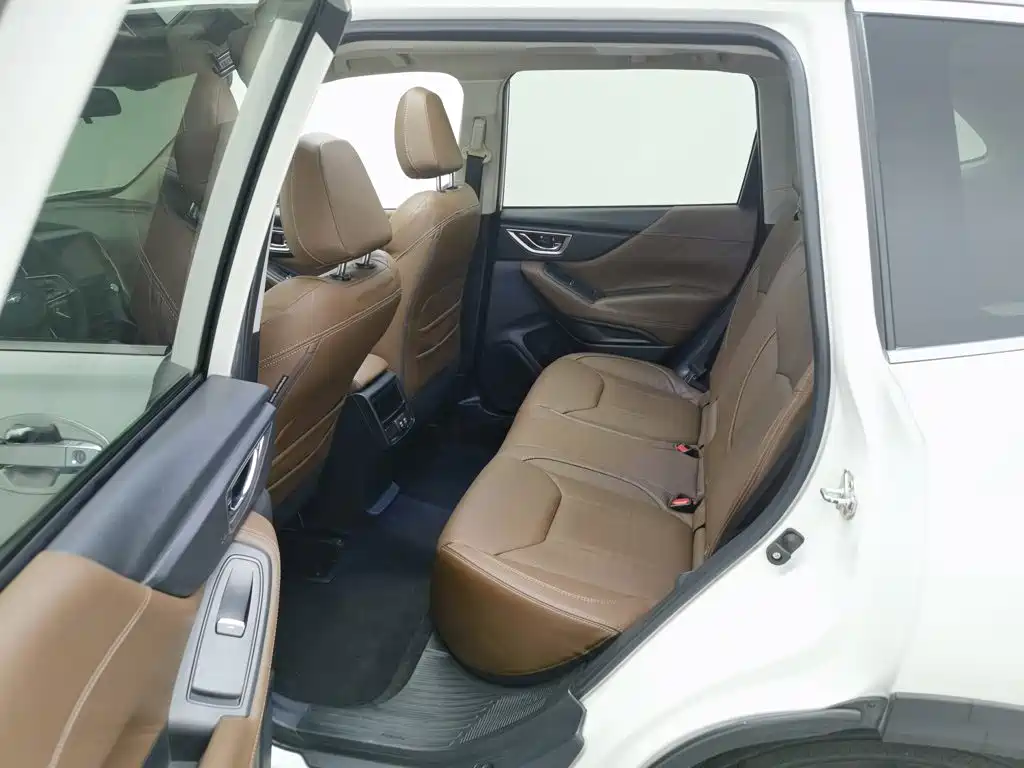 Subaru Forester — миниатюра 15