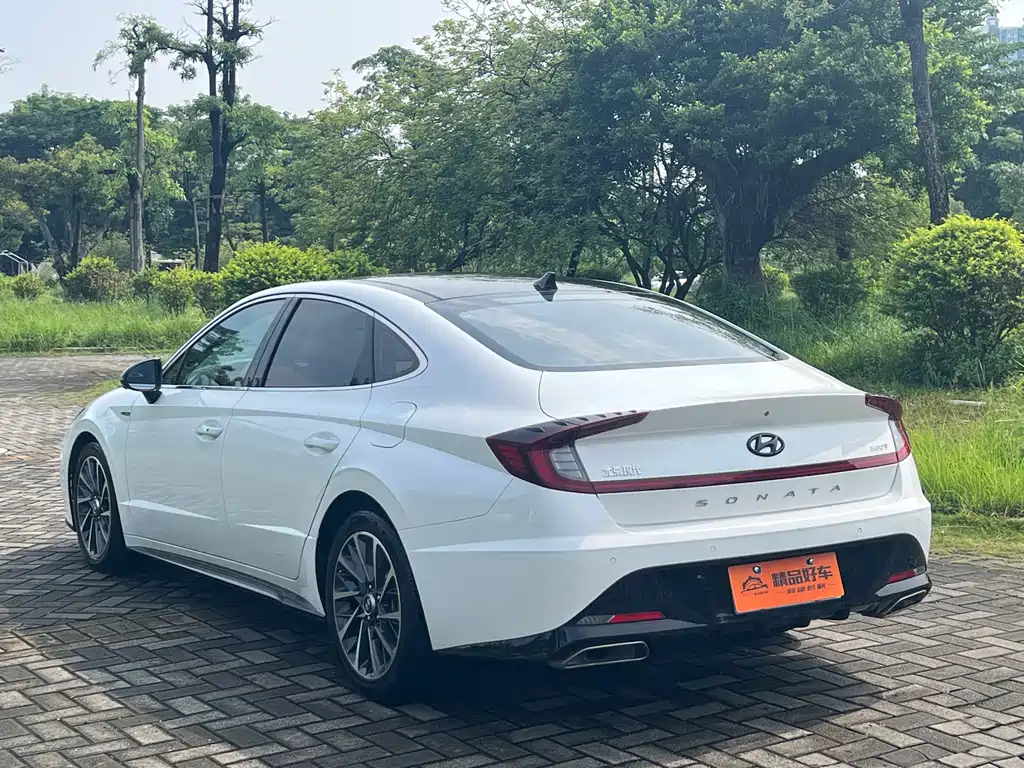 Hyundai Sonata — миниатюра 19