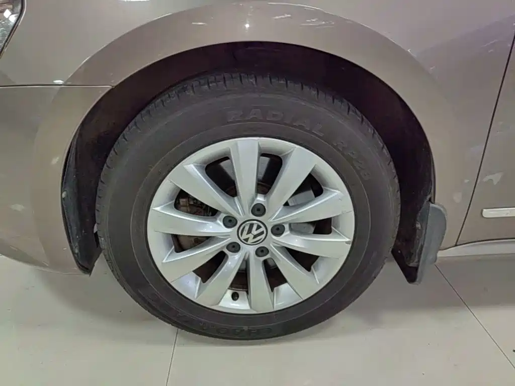 Volkswagen Passat — миниатюра 23