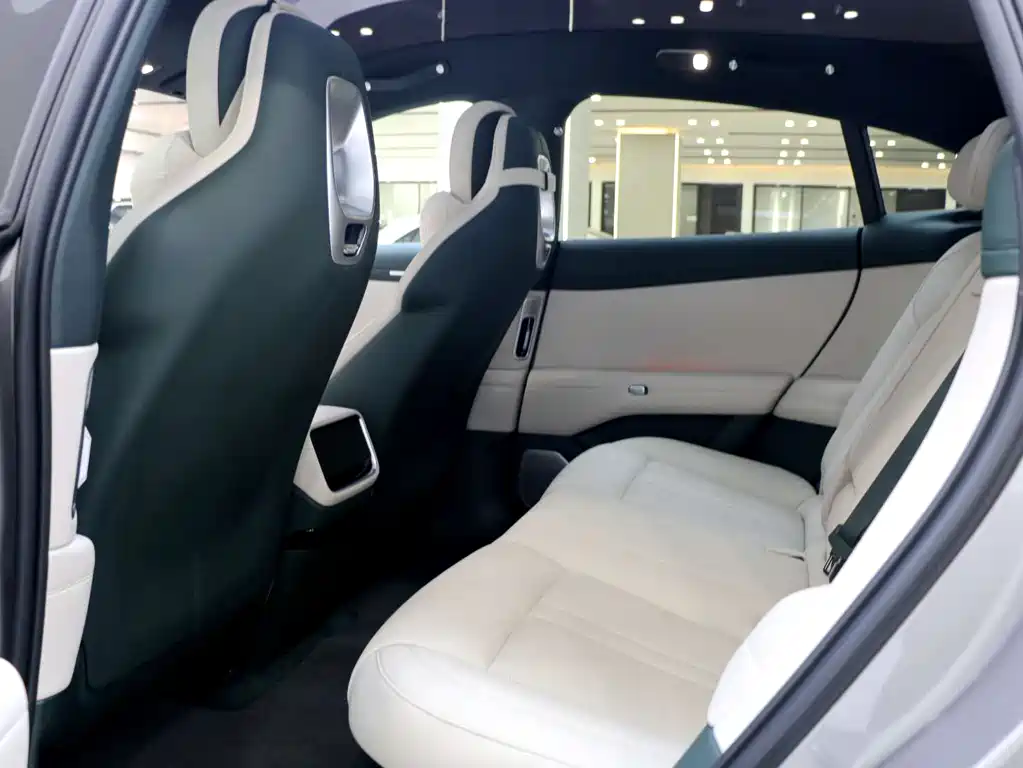 XIAOMI CAR XIAOMI YU7