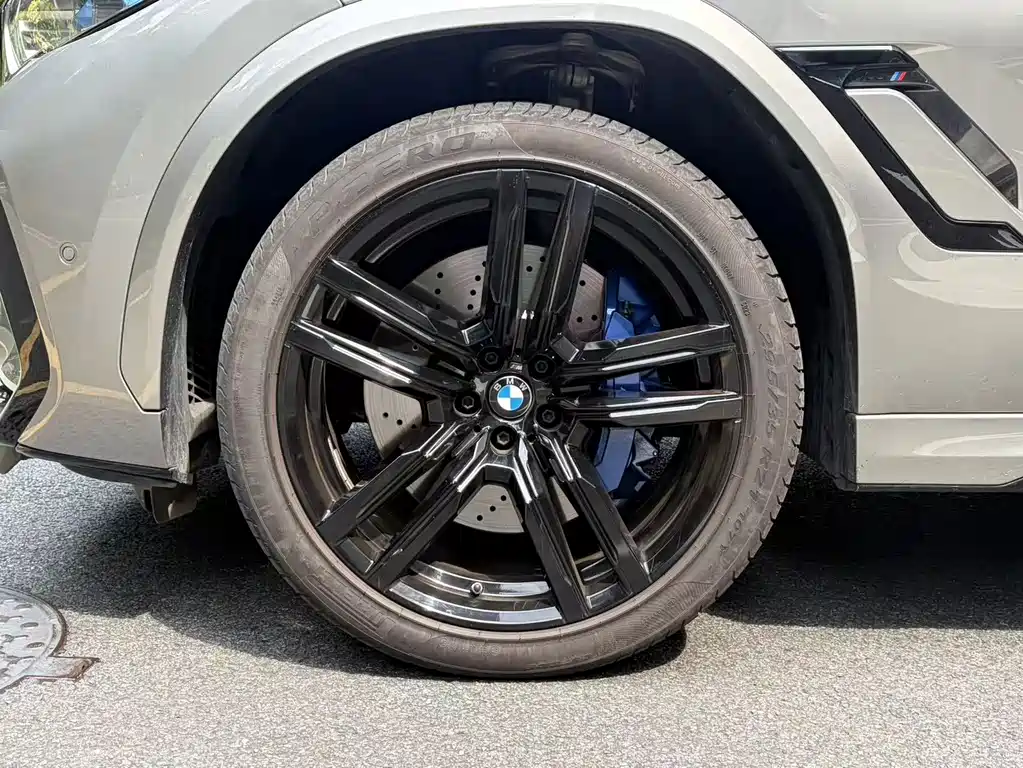 BMW X6 M — миниатюра 7