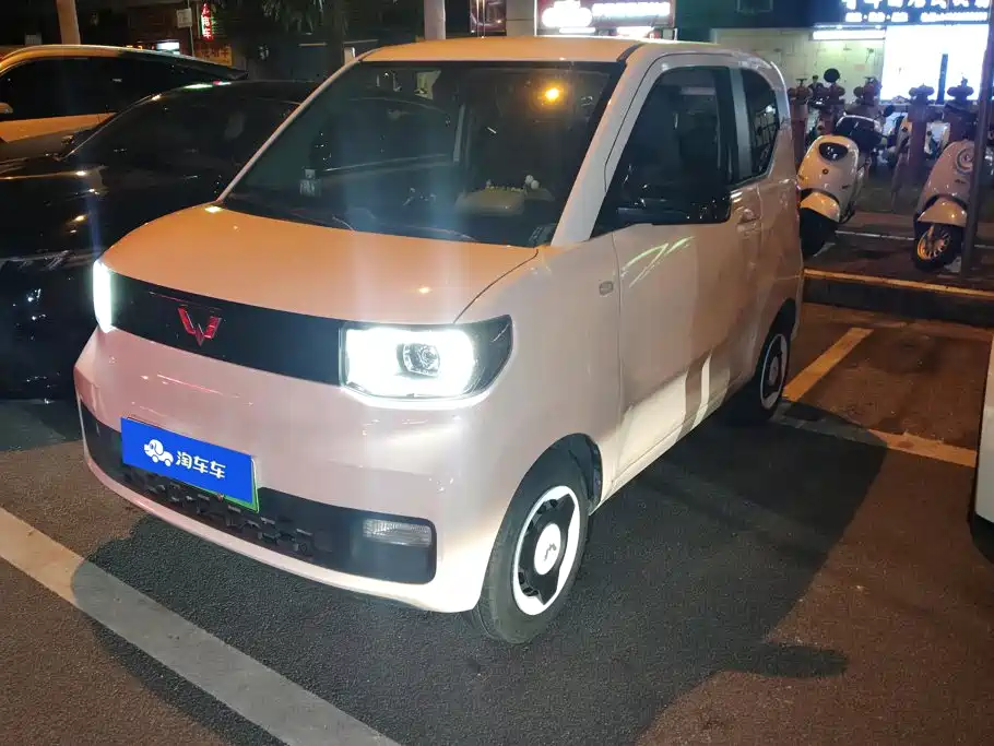Wuling MINIEV