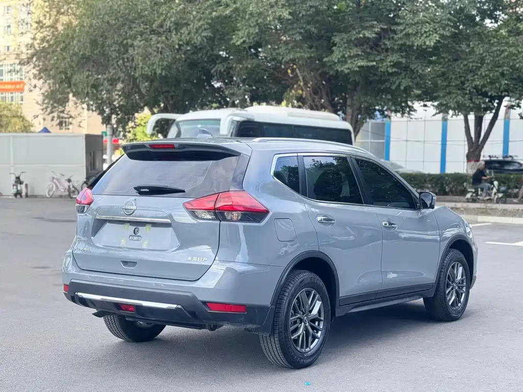 Nissan X-Trail — миниатюра 13