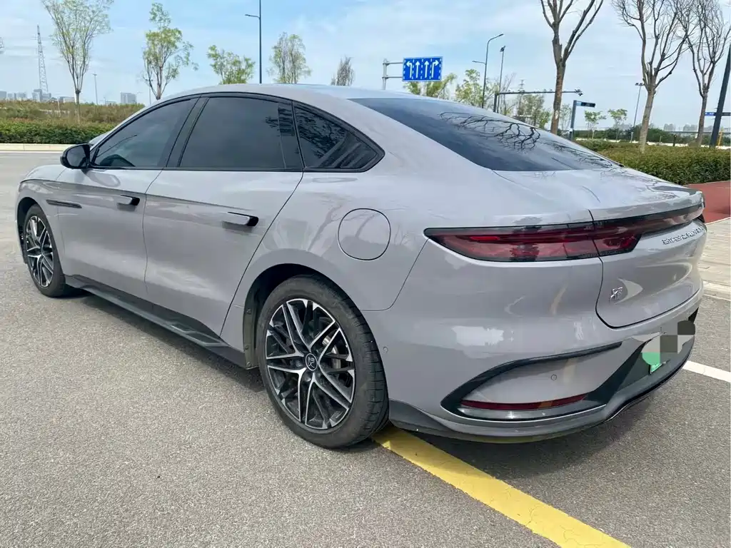 BYD Han — миниатюра 9
