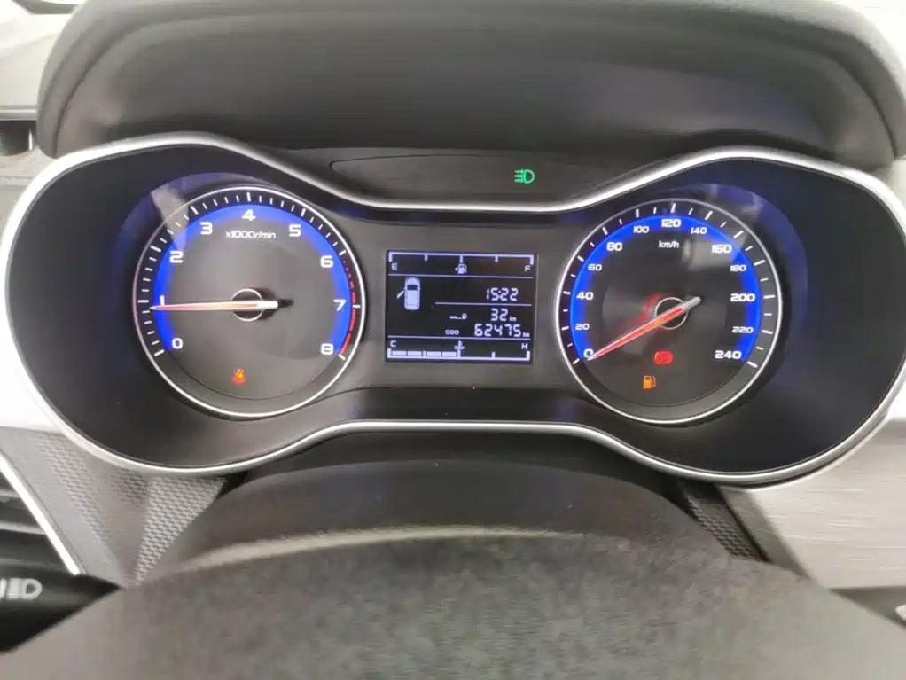 Geely Vision — миниатюра 12