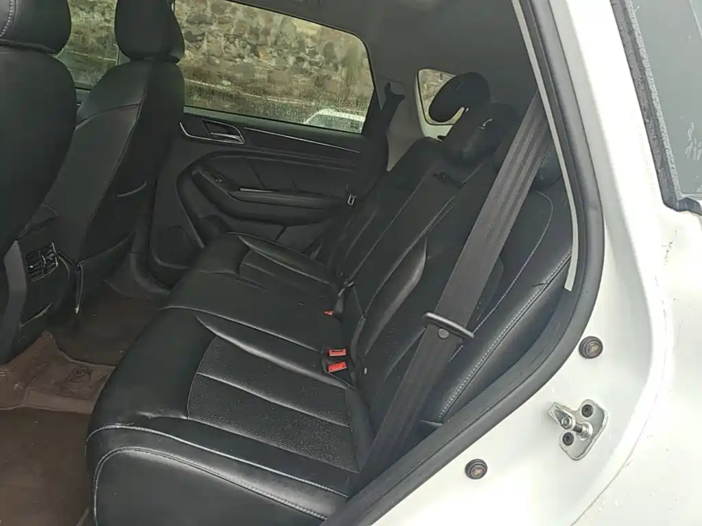Roewe RX5 — миниатюра 17