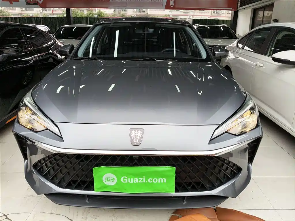 Roewe i5 2023 1.5L MT