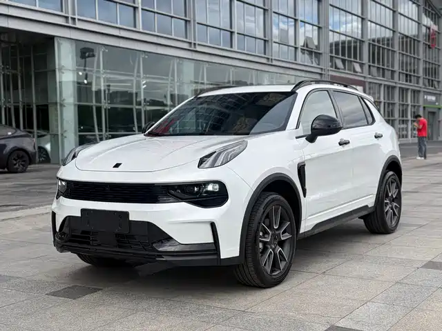 2026 Lynk & Co 01