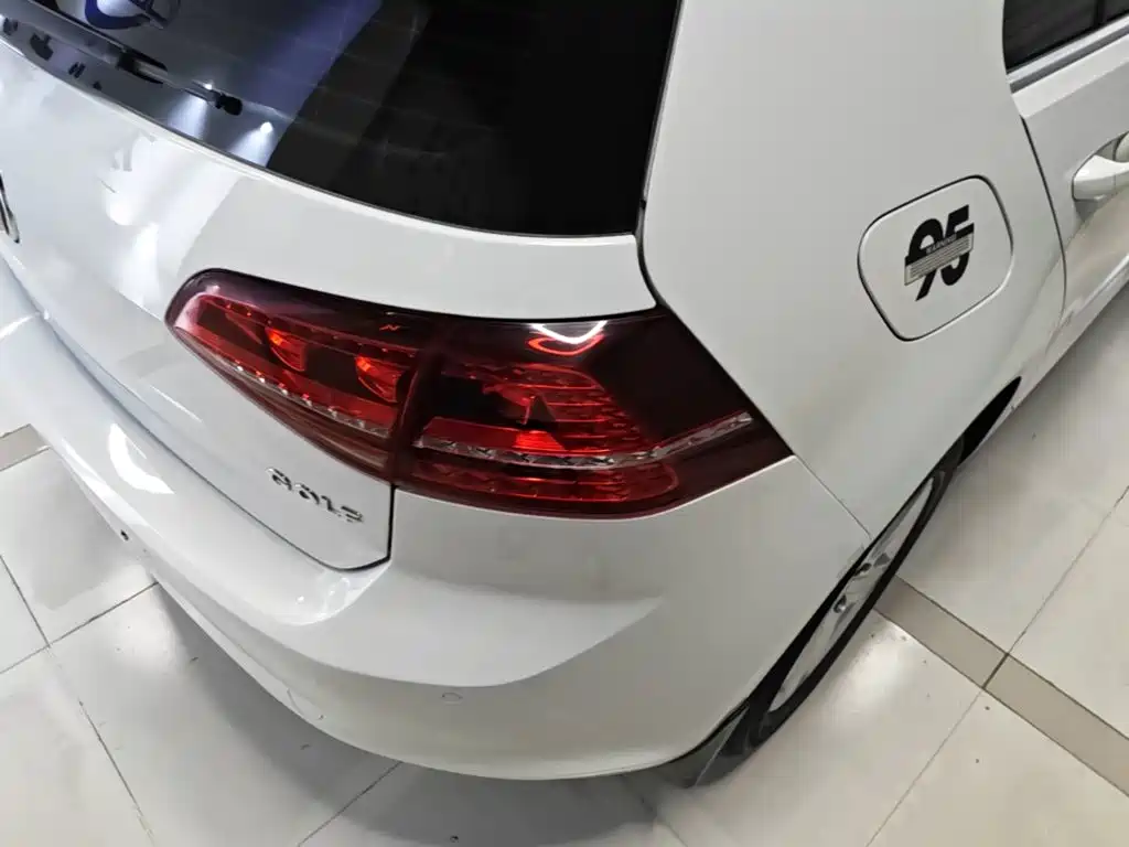 Volkswagen Golf — миниатюра 8