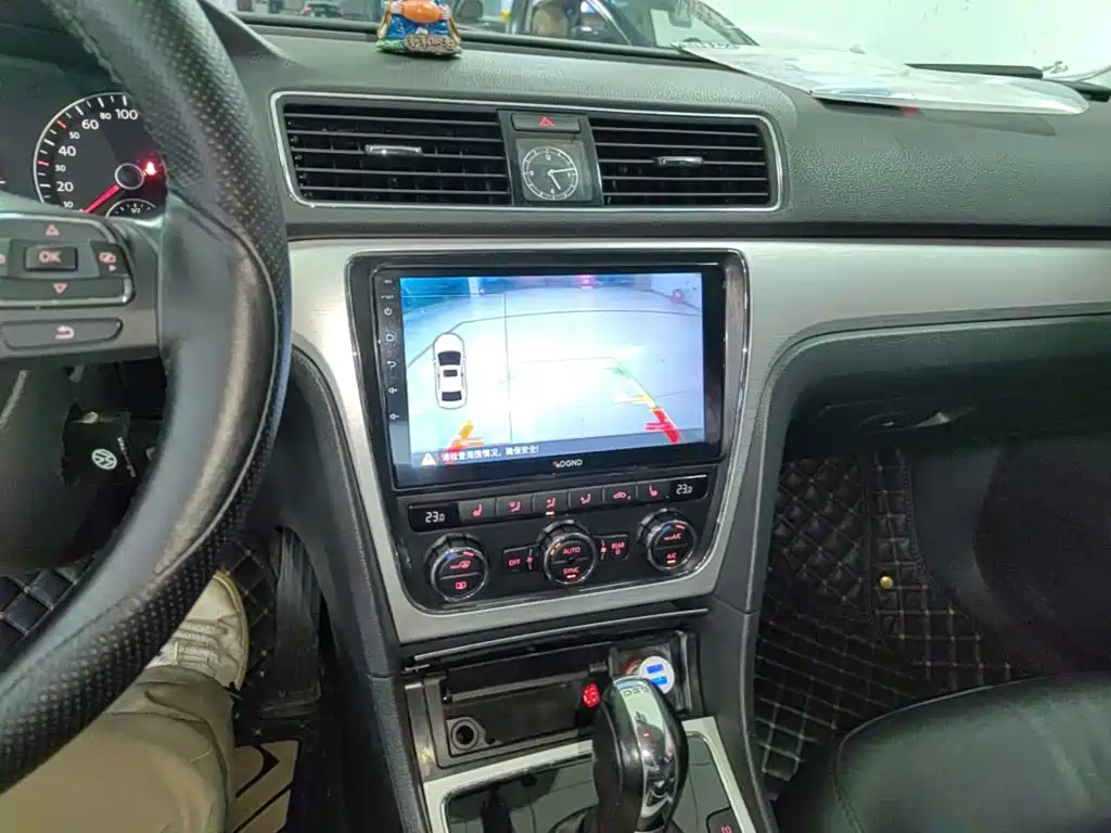 Volkswagen Passat — миниатюра 13