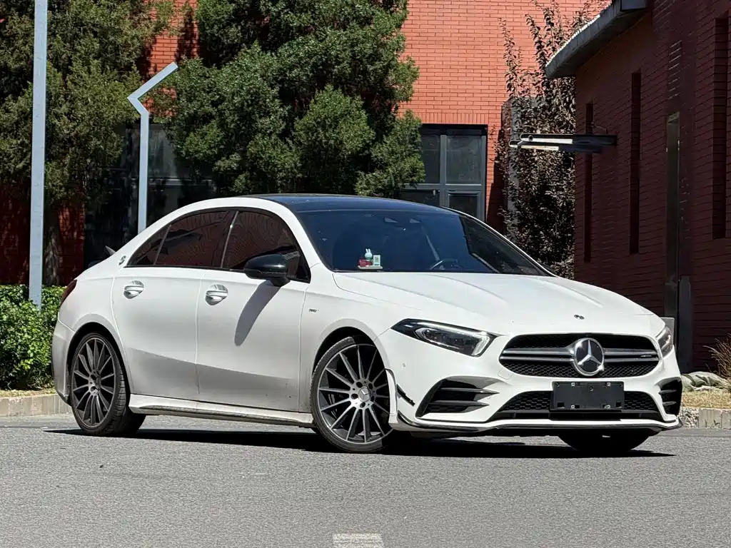 Mercedes-Benz A-Class AMG — миниатюра 3