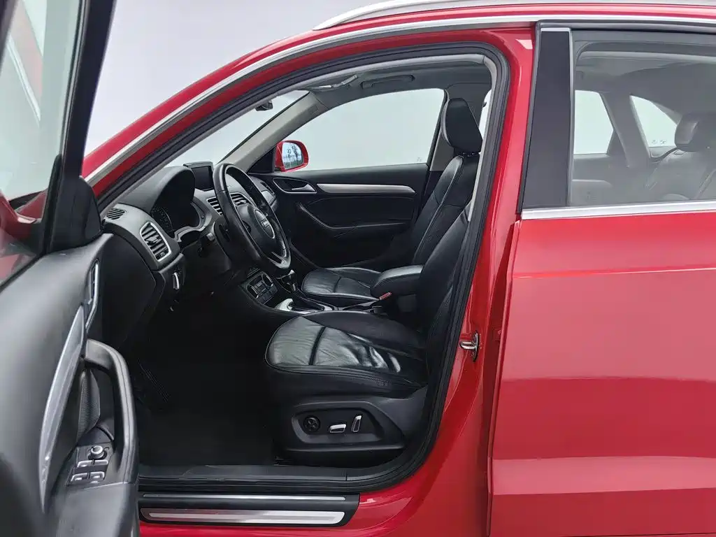 Audi Q3 — миниатюра 10