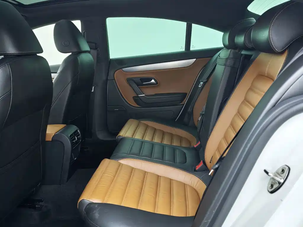 Volkswagen CC — миниатюра 8