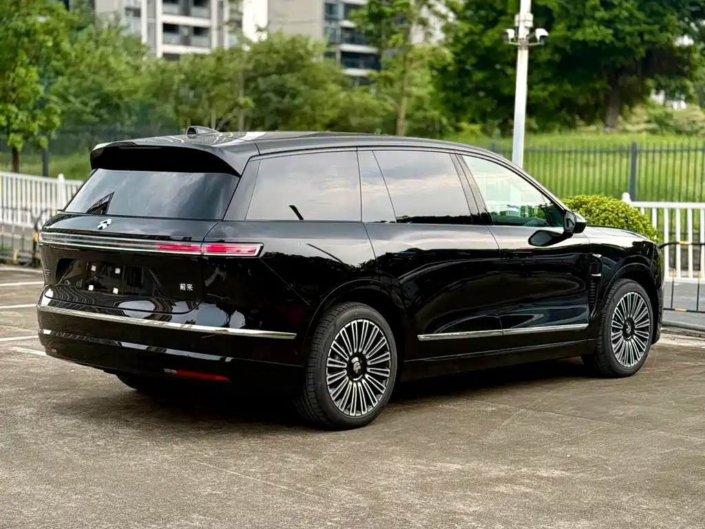 NIO ES8 — миниатюра 10