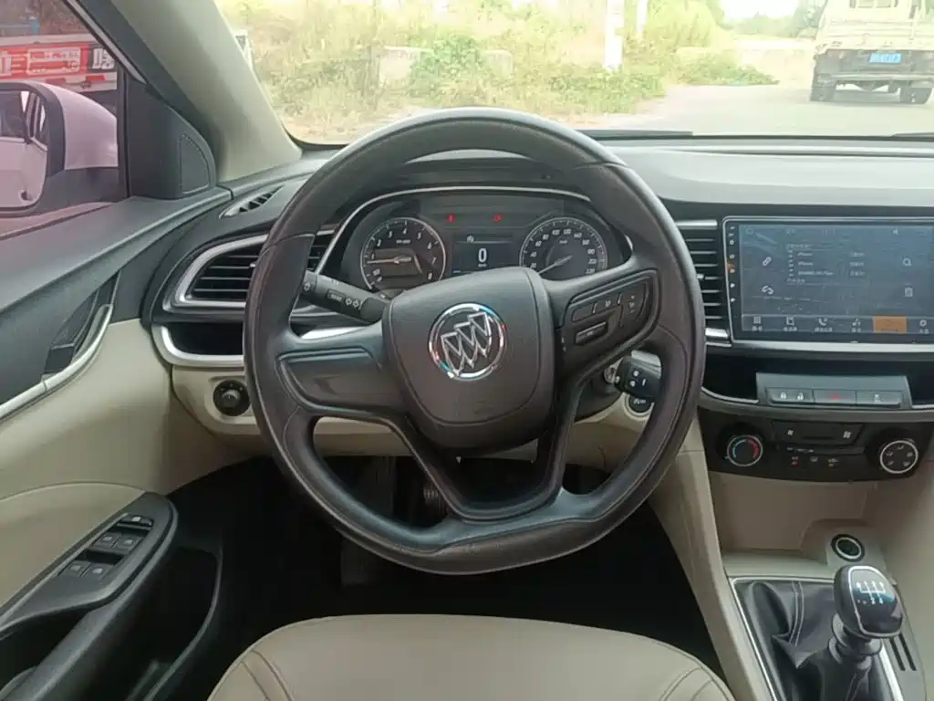 Buick Excelle — миниатюра 11