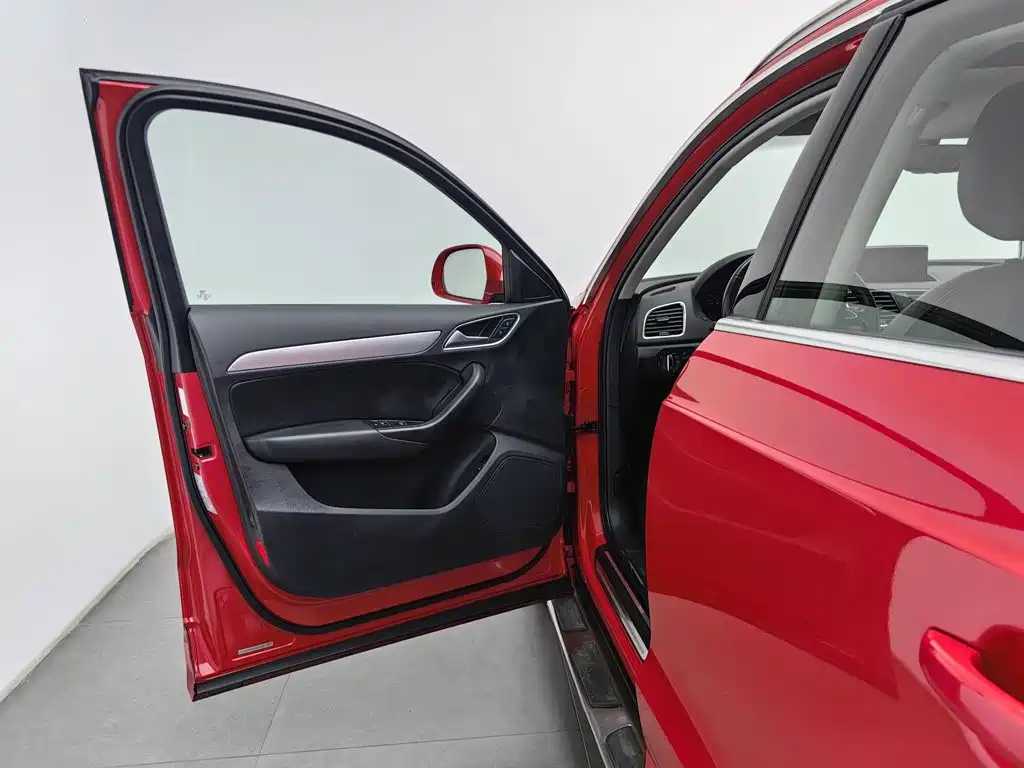 Audi Q3 — миниатюра 8