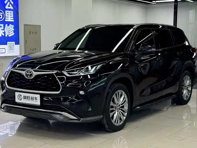 TOYOTA HIGHLANDER 2025