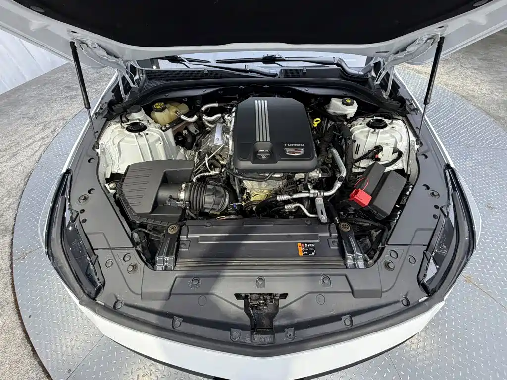Cadillac CT5 — миниатюра 7