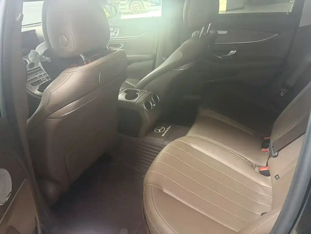 Mercedes-Benz E-Class E 2019 E 300 L Fashion