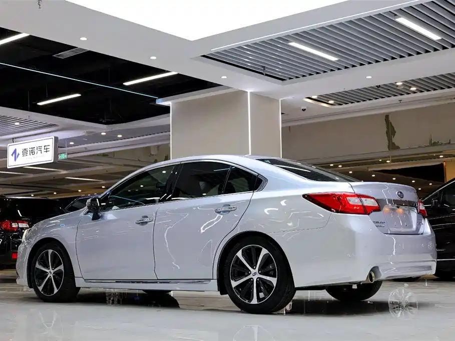 Subaru Legacy 2016 2.5i