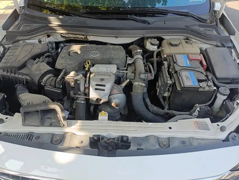 Buick Excelle — миниатюра 10