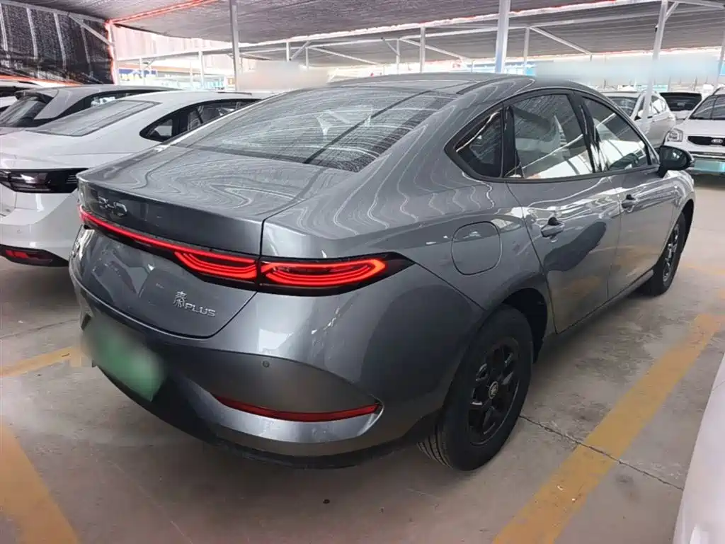 BYD Qin Plus PLUS 2025 DM-i Smart Drive 128KM