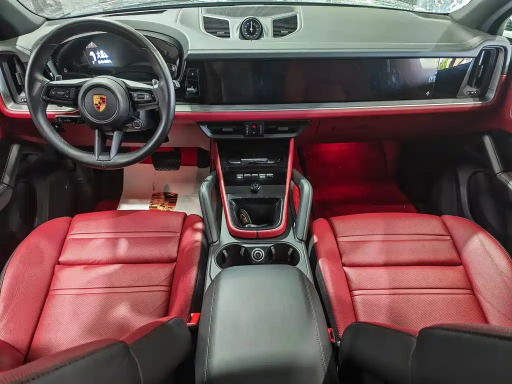 Porsche Cayenne — миниатюра 4