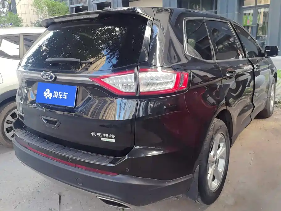 Ford Edge — миниатюра 3
