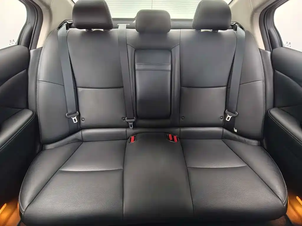 Infiniti Q50L — миниатюра 15