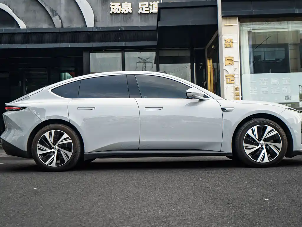 NIO ET5 — миниатюра 3