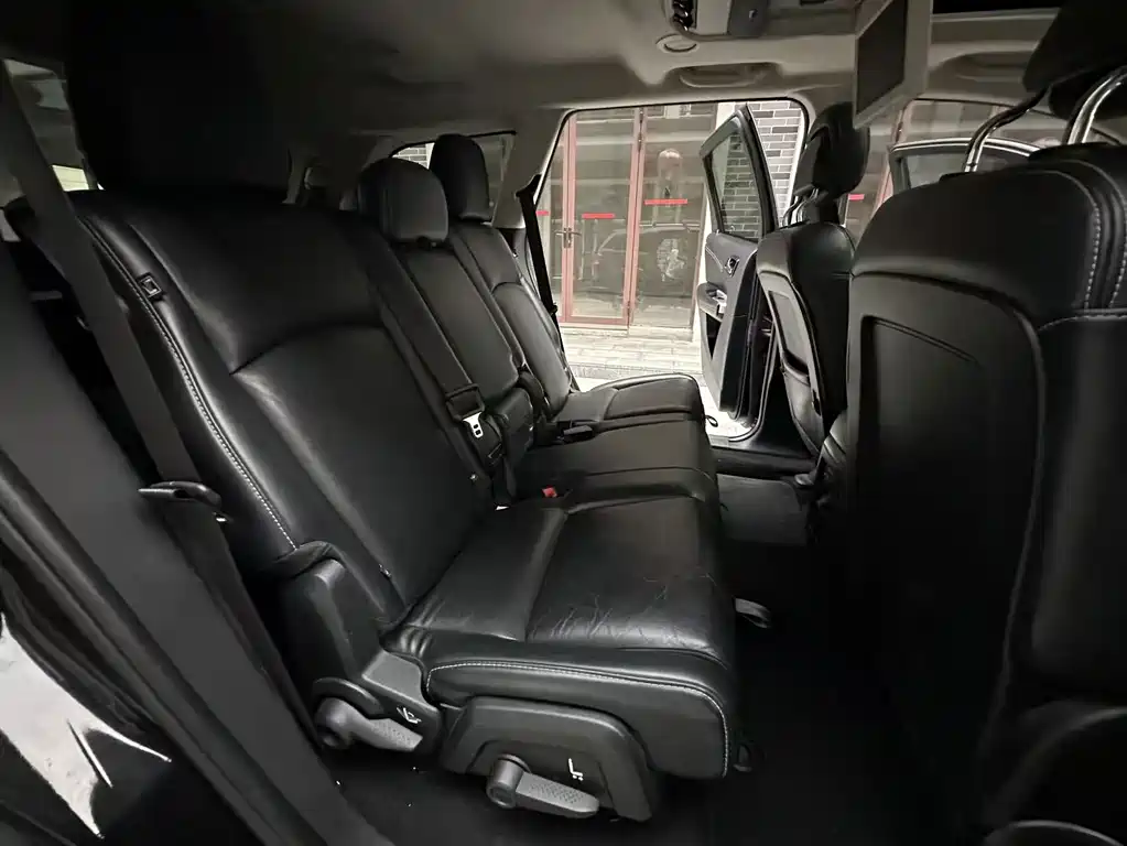 Dodge Journey — миниатюра 9