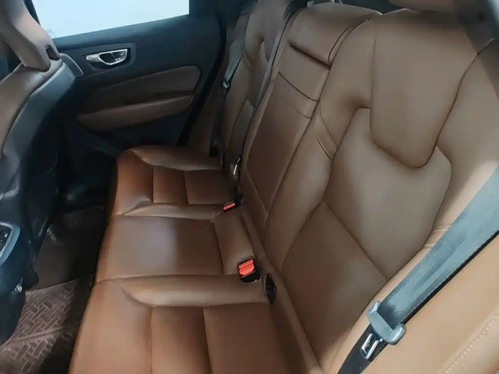 Volvo XC60 — миниатюра 13