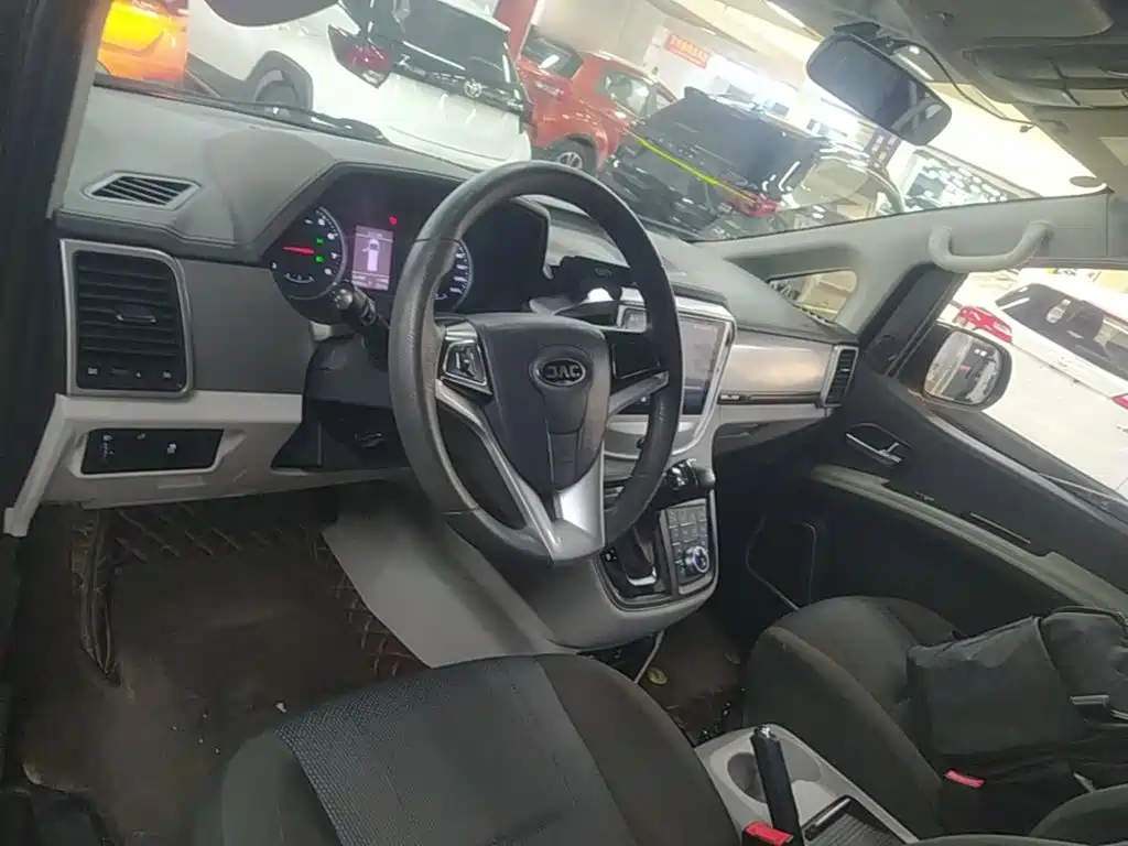 JAC Refine Refine M4 — миниатюра 10