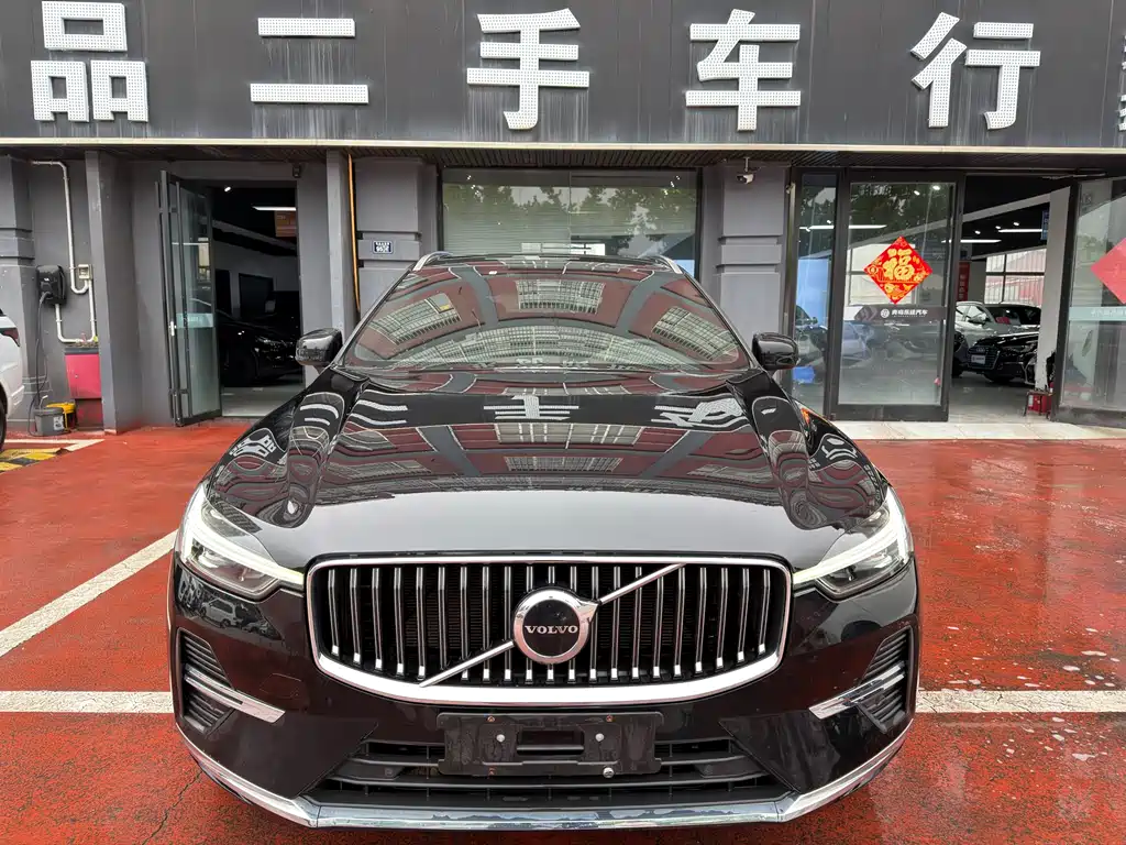 Volvo XC60 2022