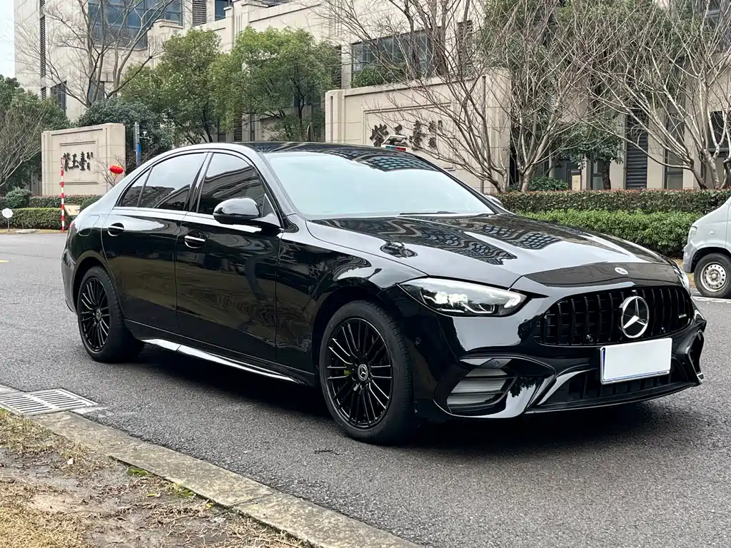 Mercedes-Benz C-Class — миниатюра 4