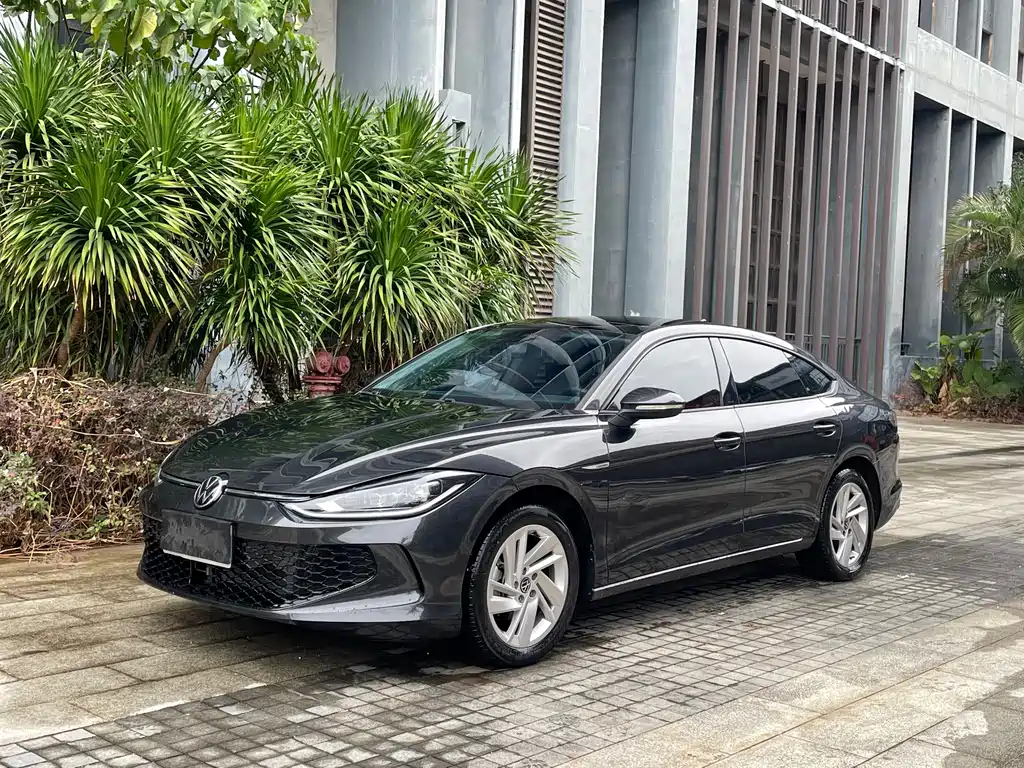 VOLKSWAGEN LINGDU