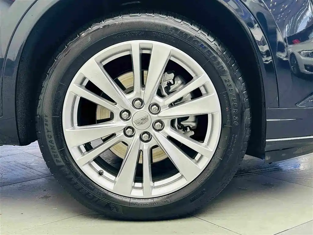 Cadillac XT6 — миниатюра 10